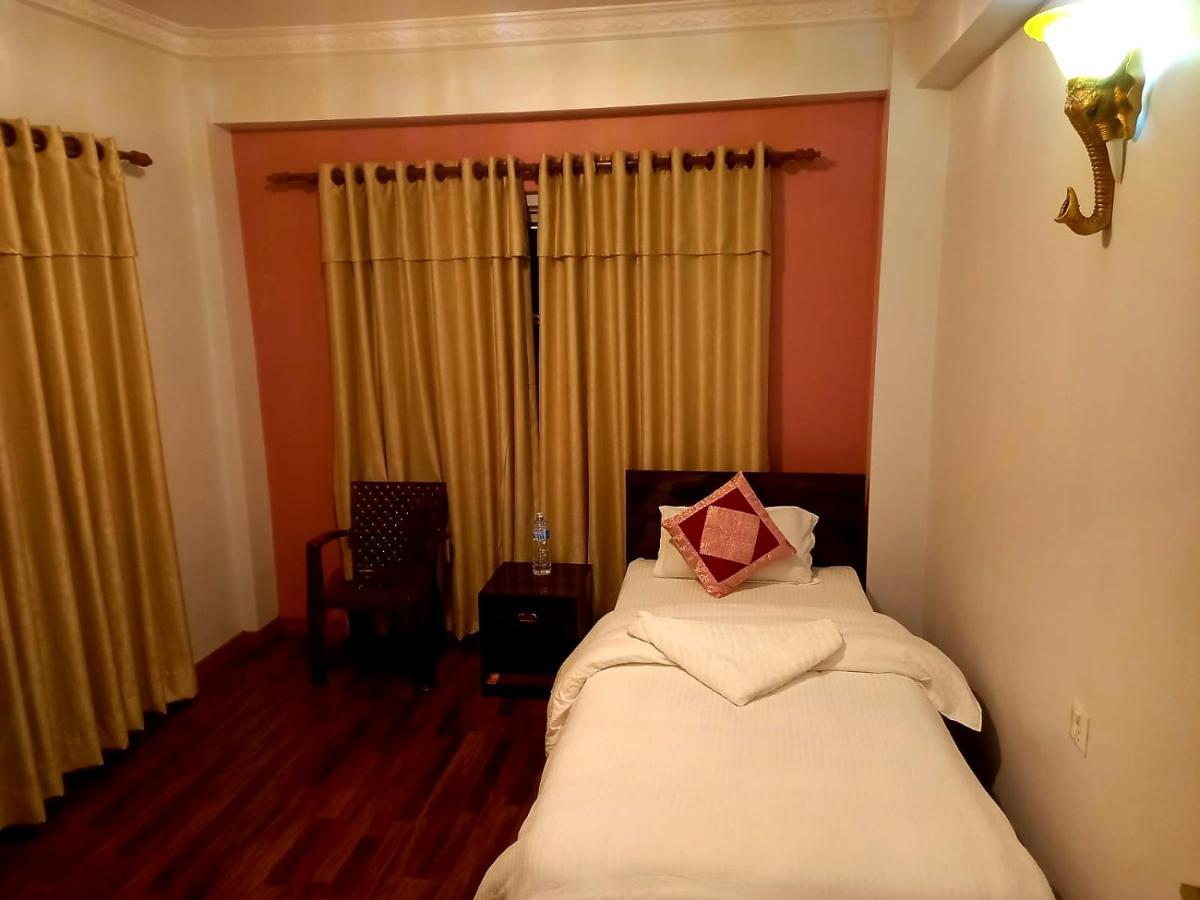Serene B&B קטמנדו מראה חיצוני תמונה